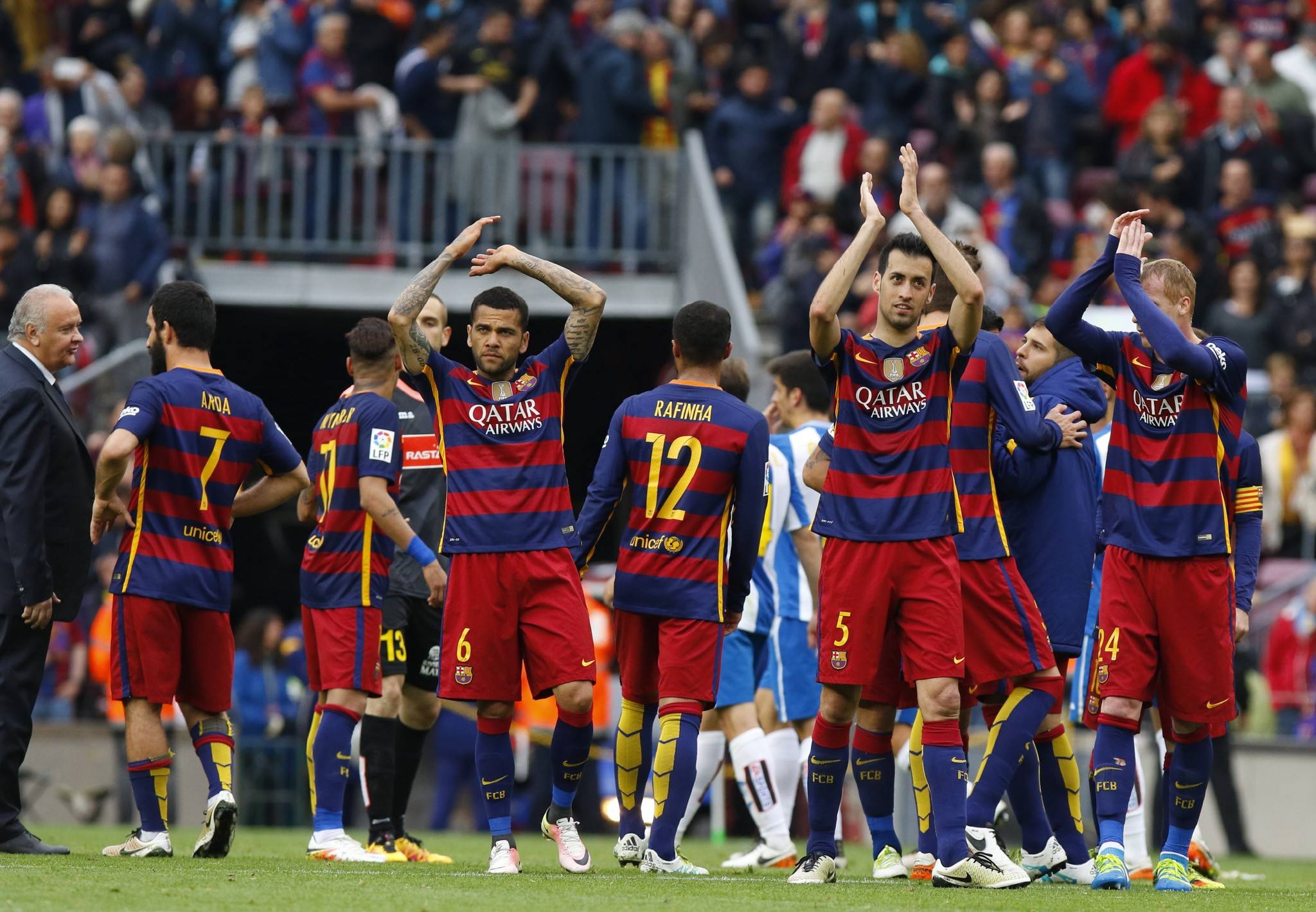 熊猫体育app-巴塞罗那惨遭巴黎圣日耳曼狂轰，遗憾出局！