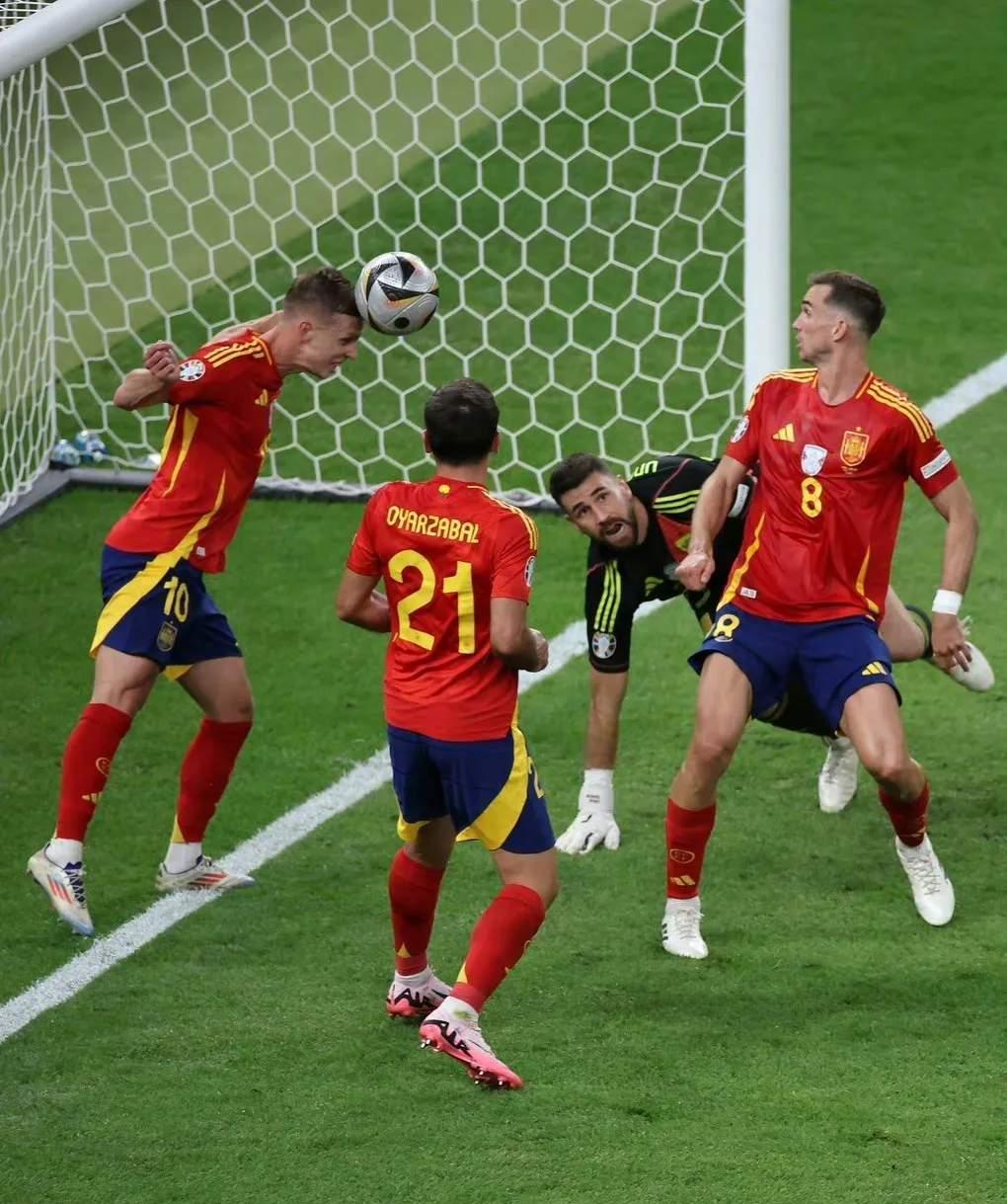 欧洲赛事激情开战，球队角逐焦点抢眼的简单介绍