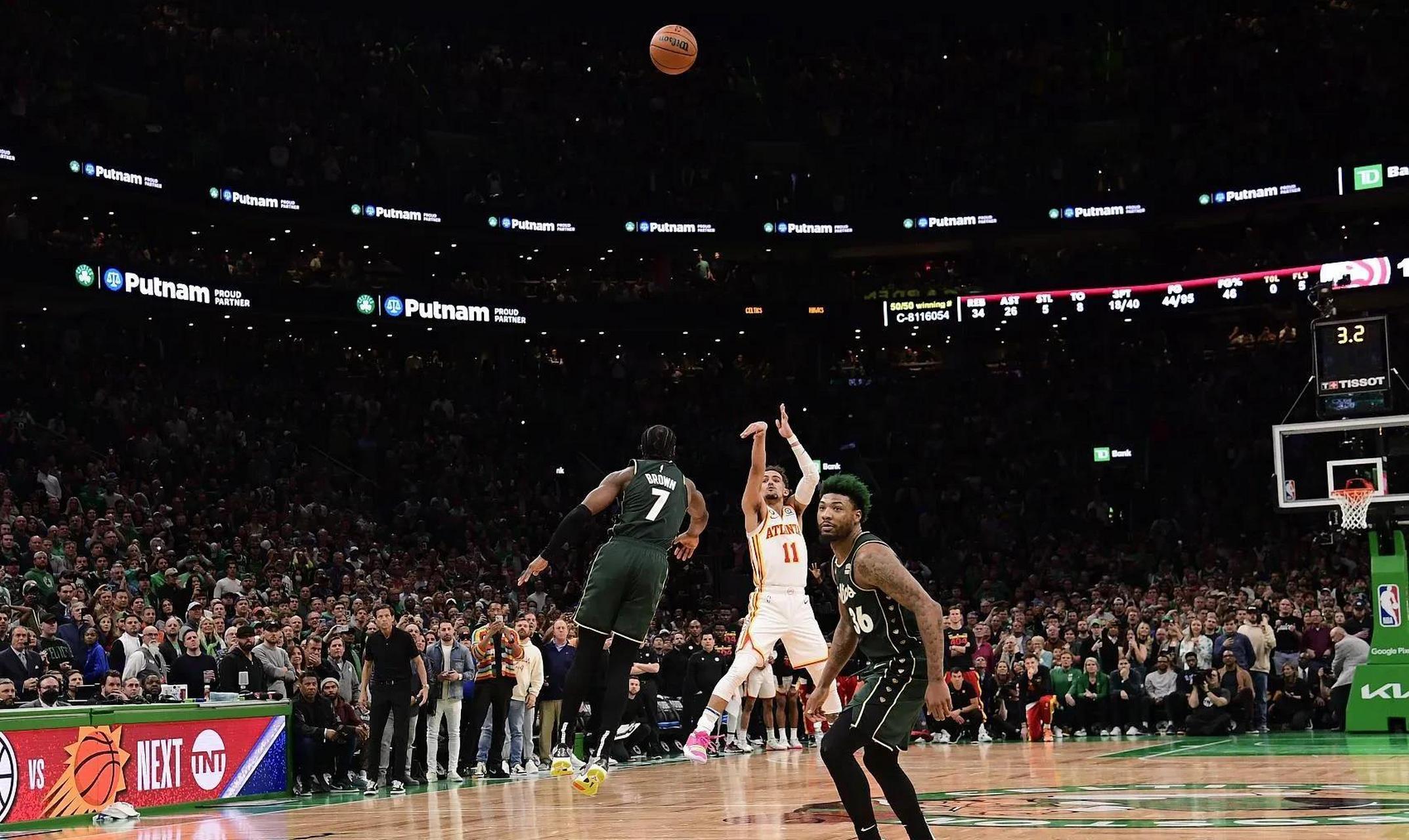 熊猫体育官方-山西队绝杀雄鹿，福克斯关键制胜的简单介绍